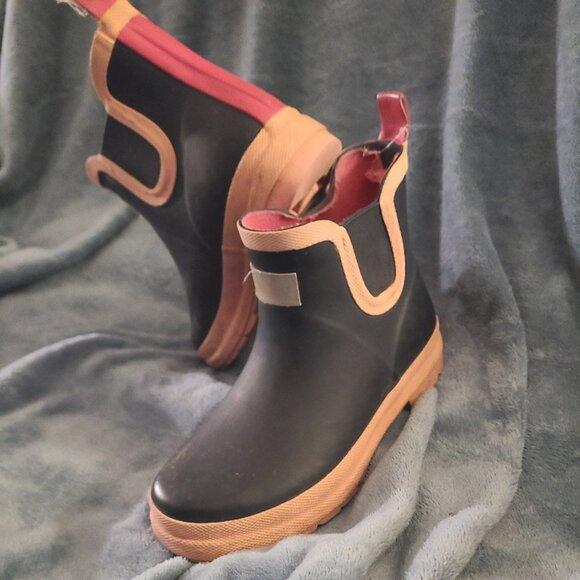 Girl's HATLEY rain ankle boots rubber waterproof Size 13 - Picture 2 of 8